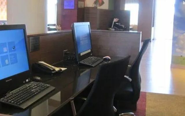 Fairfield Inn & Suites Canton South