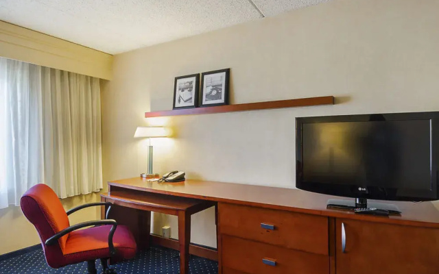 Fairfield Inn & Suites Boston North