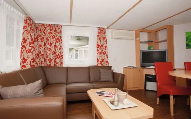 Comfortable Chalet With Combi-microwave, in a Green Area