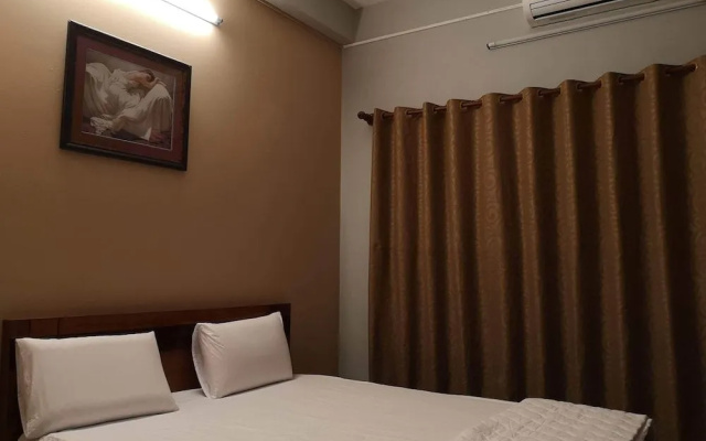 Ha Bao Chau Hotel