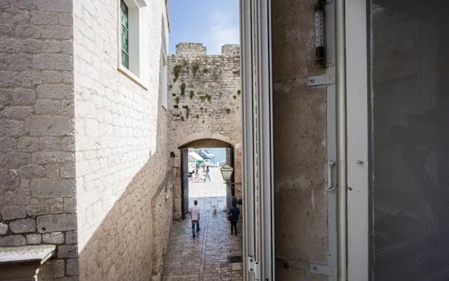 Stone house Lino Trogir