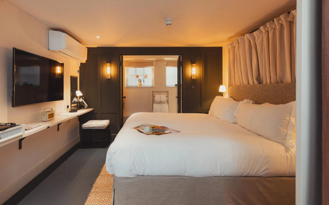 No.15 by GuestHouse, Bath