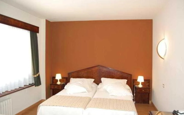 Hotel Lóriga
