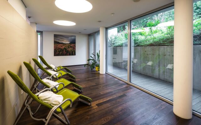 Отель Wyndham Garden Dresden вид на фасад