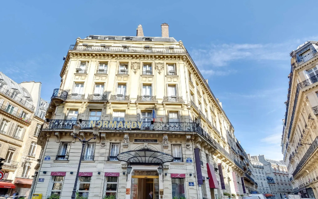 hotelImage
