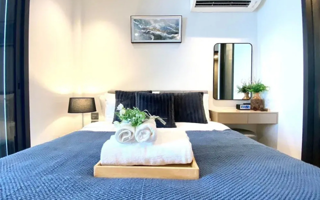 Sea View Edge Central Pattaya
