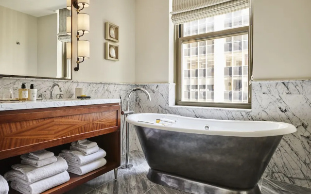 The Wall Street Hotel