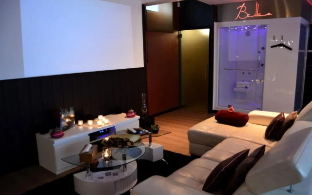Le Bellea (Adults Only)