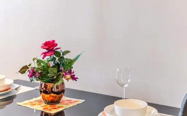 Upscale 1BR Apt With Netflix - Prime Location