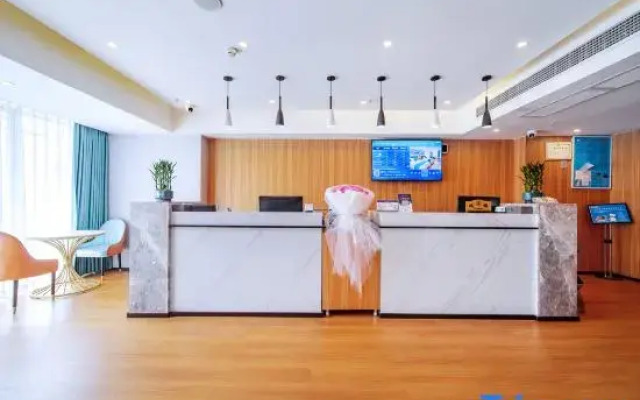 Xiaoxiang Lakeside Hotel (Yongzhou Municipal Committee Zhongbang Plaza Imperial Branch)