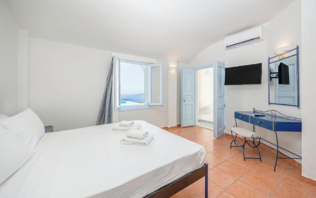 Kastro Suites