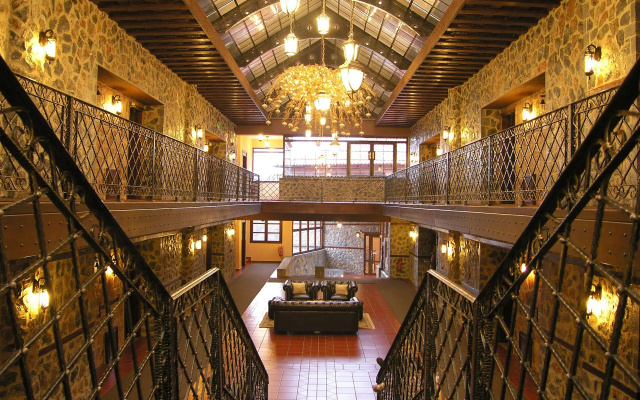 Hotel Kaimak Inn