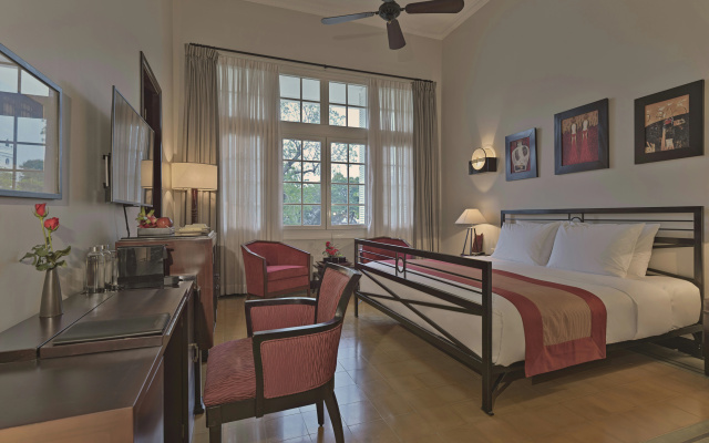 Azerai La Residence Hue