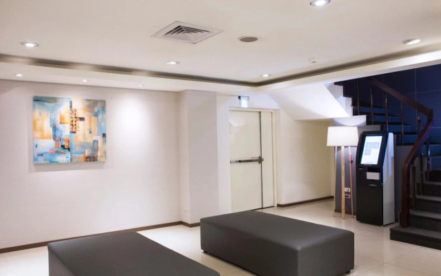 VIP Hotel