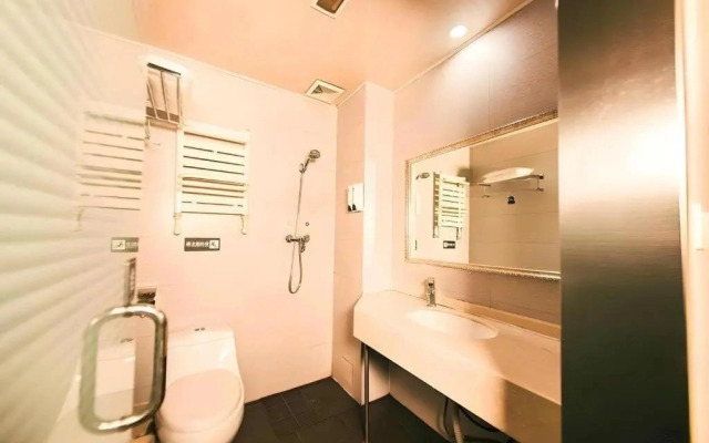 7 Days Inn (Harbin Railway Station Square)