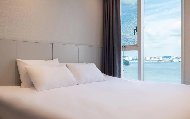 International Ocean Park Nine Hotel