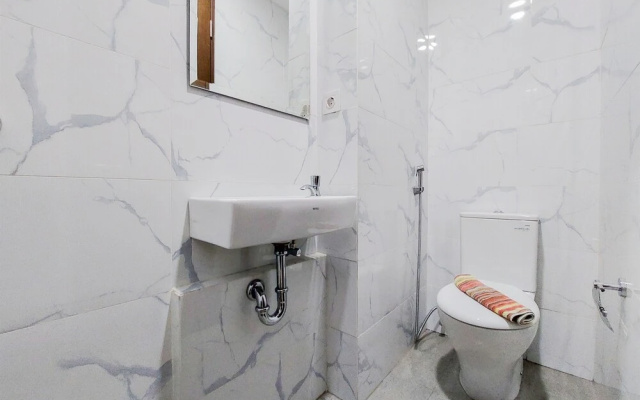 Best Homey And Nice Studio At Pacific Garden Apartment
