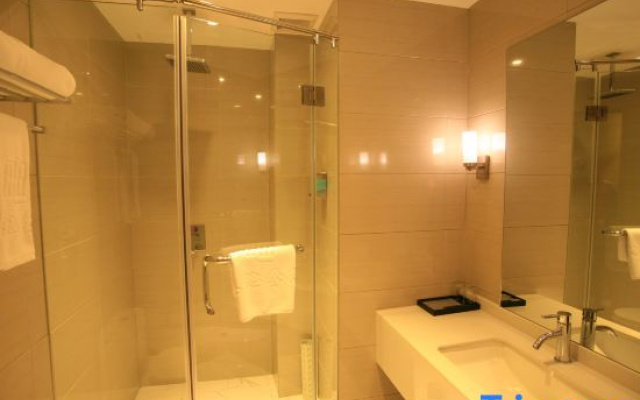 Jijia Business Hotel (Hailin High-Speed Railway North Station)