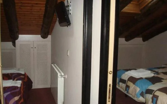 Hostel Micolau