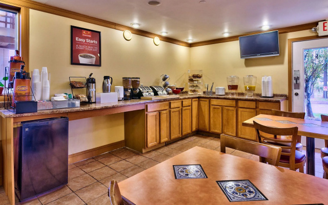 Casco Bay Hotel Portland Airport - Maine Mall, an Ascend Collection Hotel
