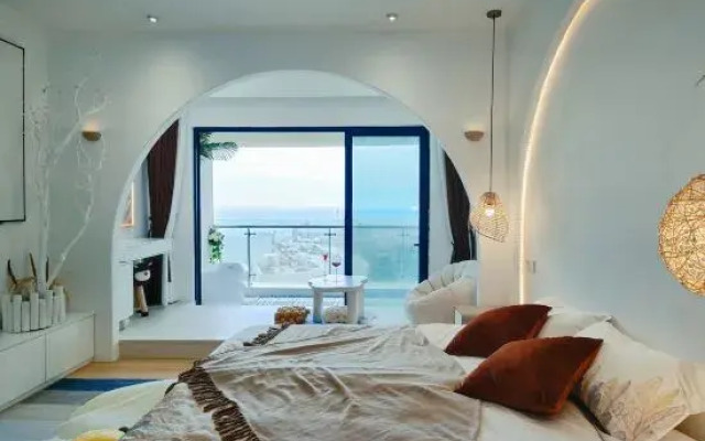 Yule'er Weimei Seaview Homestay (Shuangyuewan Honghai Jin'an Branch)