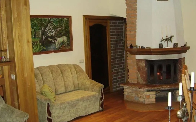 Vetros House