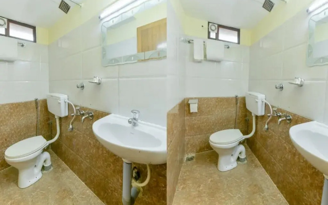 Malabar Plaza Residency by OYO