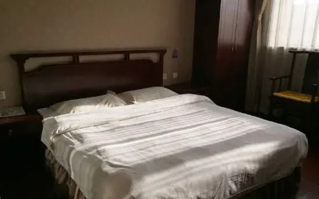 Beijing Huaiyangcun Business Hotel