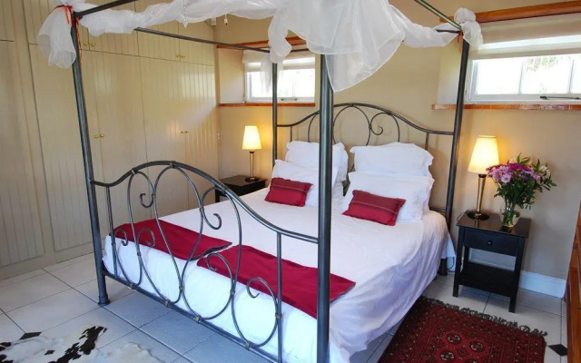Poplar Tree Lodge