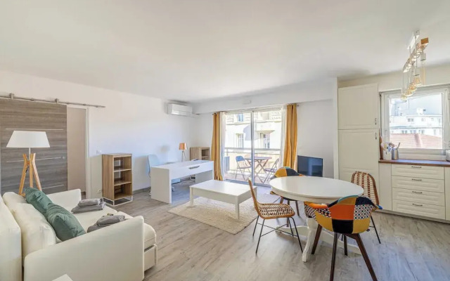 Exceptional Air-conditioned Flat in Cannes