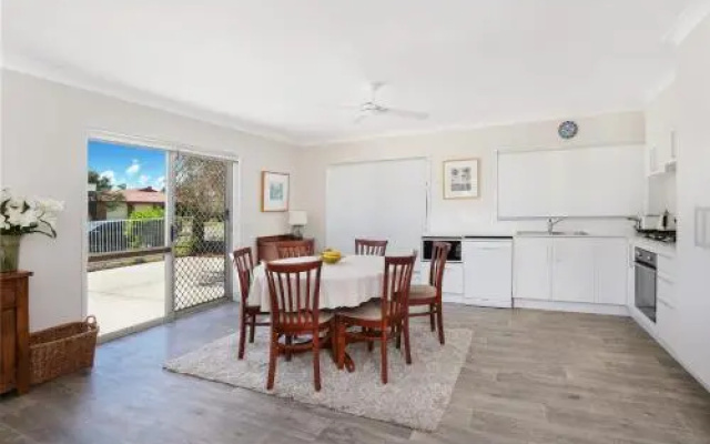 Booker Pde 34, Unit 2 - Pet Friendly -