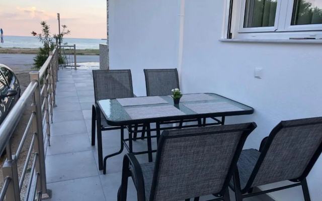Skoulidis Family Apartments