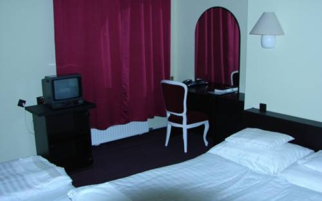 Fiume Hotel