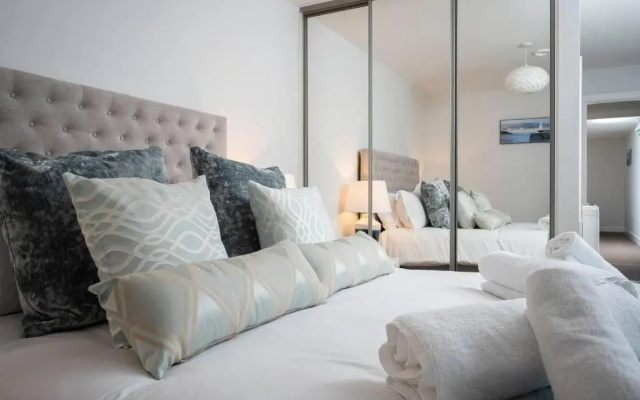 This Apartment is No Longer Available