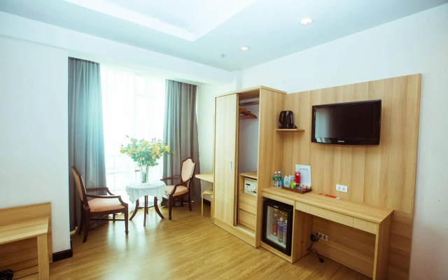 Phu Quy 2 Hotel