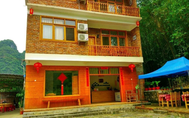 Yangshuo Peaceful Valley Retreat