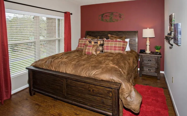 Cedar Lodge 401