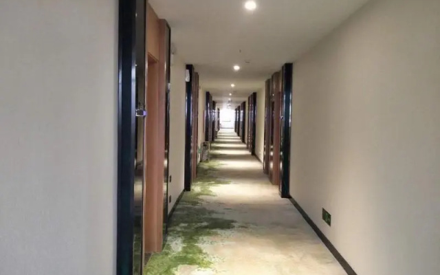 Greentree Inn Xinxiang Fengqiu County Happiness Ro