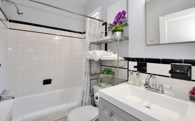 CH4 & CH8 - CapitolHill Fully Furnished Spacious 1BR