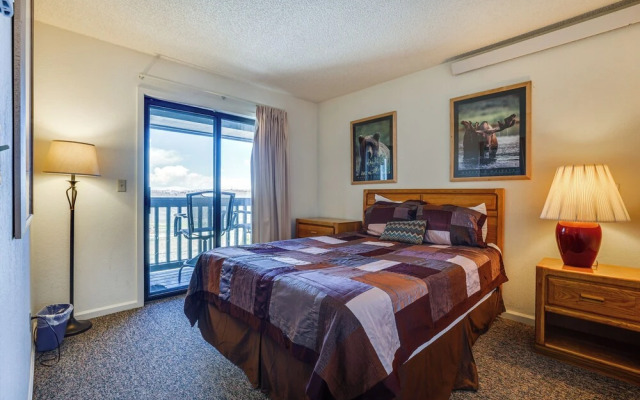 Ski-in/ski-out Top-floor Condo at Granby Ranch!