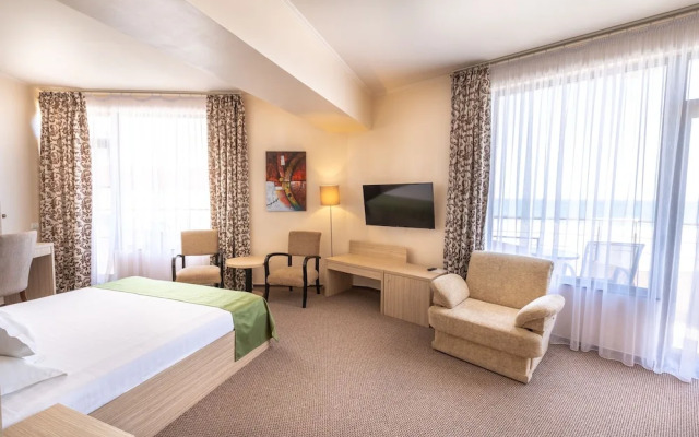 Hotel Bueno