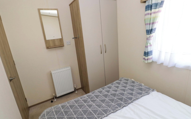 82 Manorbier Park
