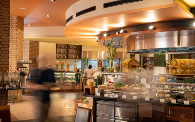 DoubleTree by Hilton Muscat Al Waha