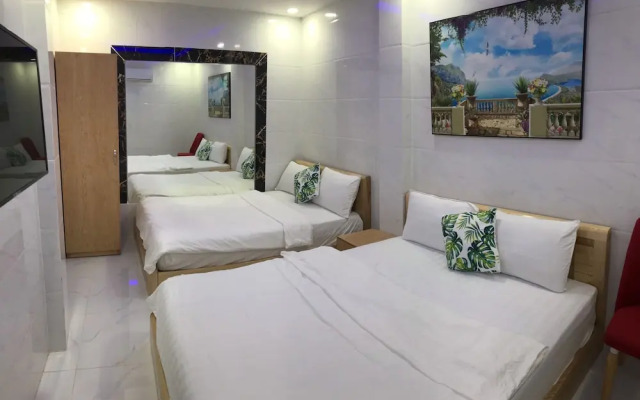 Deluxe Private Room , 2 bed ,4 Guests ,1 Private Bath