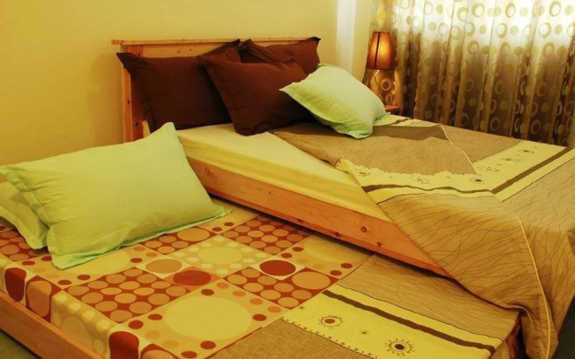 Hive Manila Guesthouses and Apartments