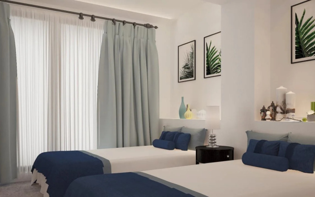 Uhome Yokohama Kannai Hotel