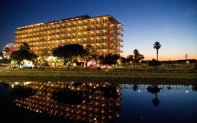 Отель Apartamentos Playa Moreia вид на фасад