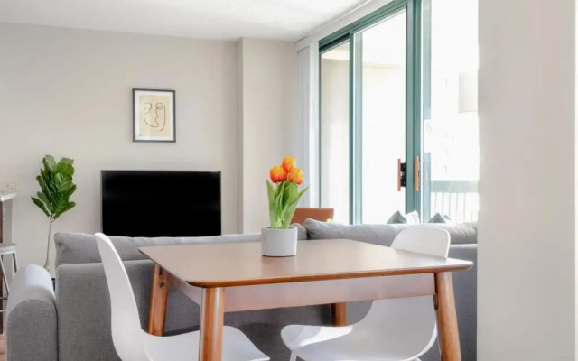 Suite Home Chicago At Coast