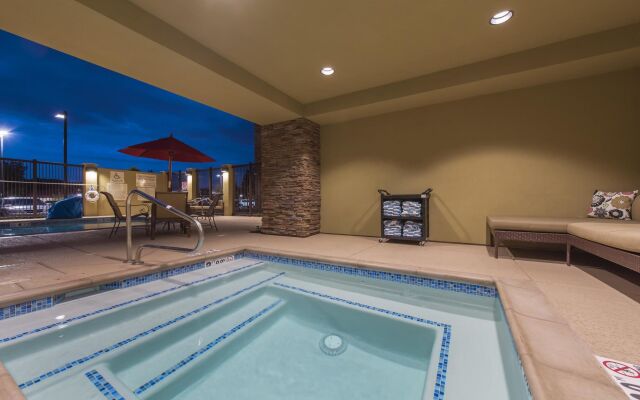 Hampton Inn & Suites Phoenix/Tempe 1