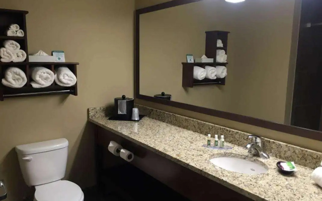 GrandStay Delano